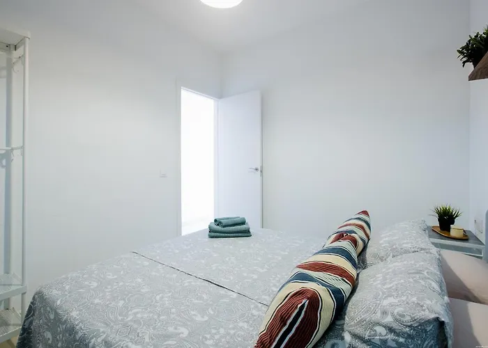Cozy With Seaview And Parking شقة *