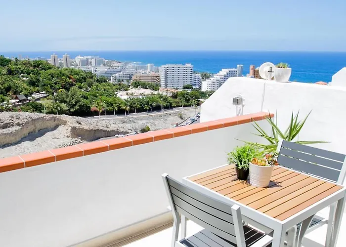 Apartment Cozy With Seaview And Parking