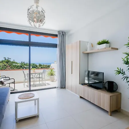 Lägenhet Cozy With Seaview And Parking