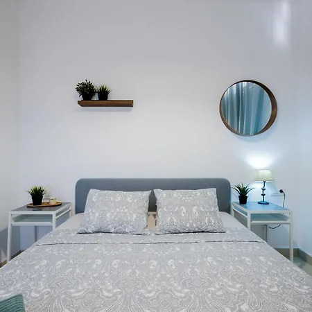 Cozy With Seaview And Parking Costa Adeje (Tenerife)